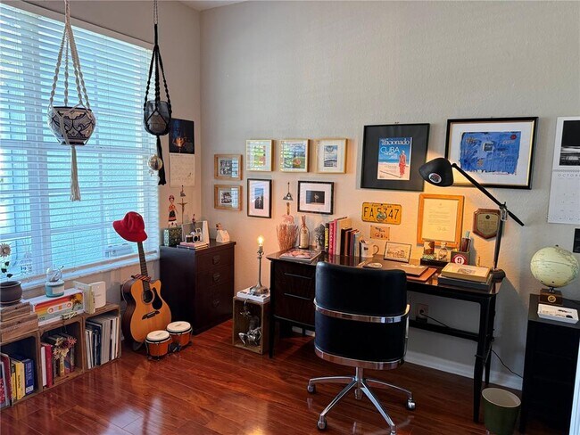 Photo - 10703 Banfield Dr