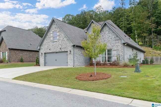 Photo - 277 Kinross Circle