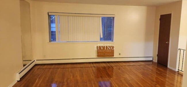 Building Photo - 3 bedroom in BROOKLYN NY 11236 Unit 2