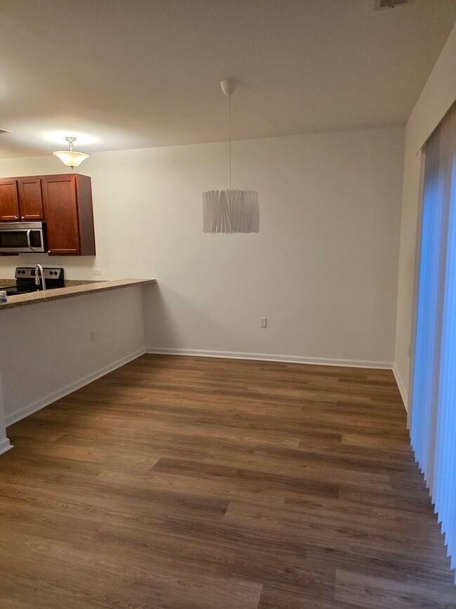 Photo - 730 Lacy Oak Dr