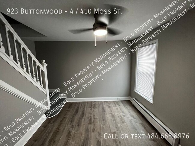 Building Photo - 923 Buttonwood-4 / 410 Moss St. Unit 4 / 410 Moss St.