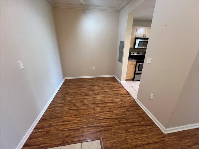 Photo - 533 NE 3rd Ave Unidad 508