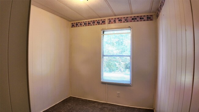Photo - 251 Oakdale Dr