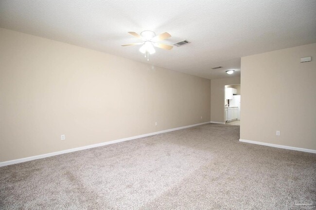 Photo - 6845 Roundup Ln
