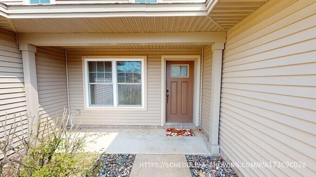 Photo - 1806 N Creek Cir