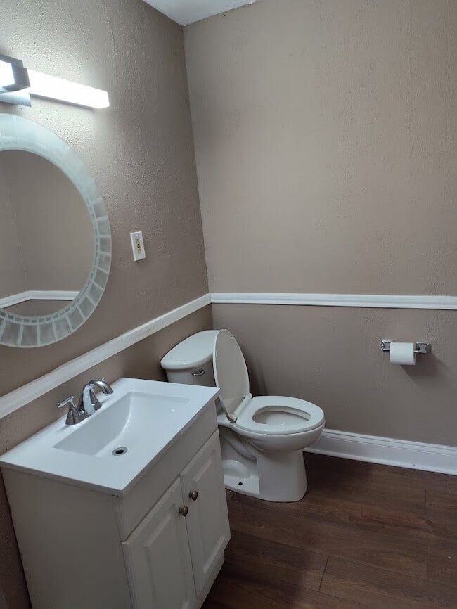 Photo - 6205 Kennedy Ave