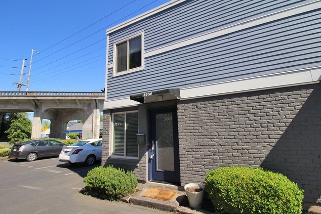 Photo - 3634 SW Multnomah Blvd