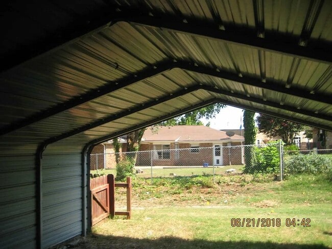 Photo - 1802 W Parkview Ave