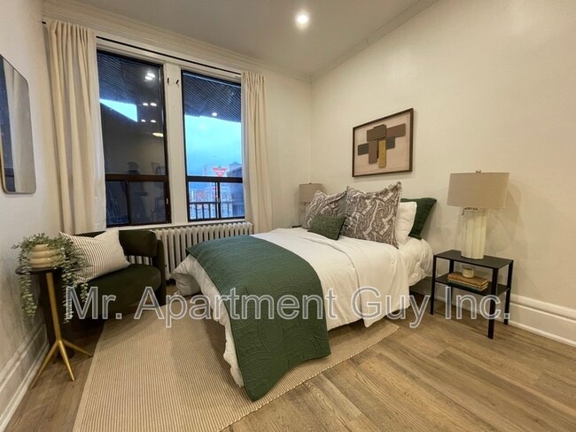 Photo - 44 Victoria Ave S Unit 203