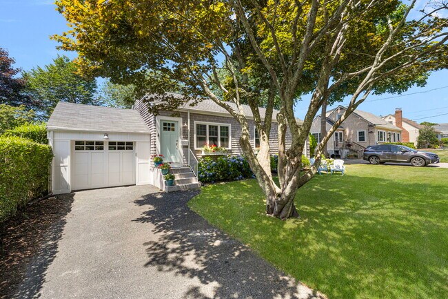 Photo - 133 Carroll Ave