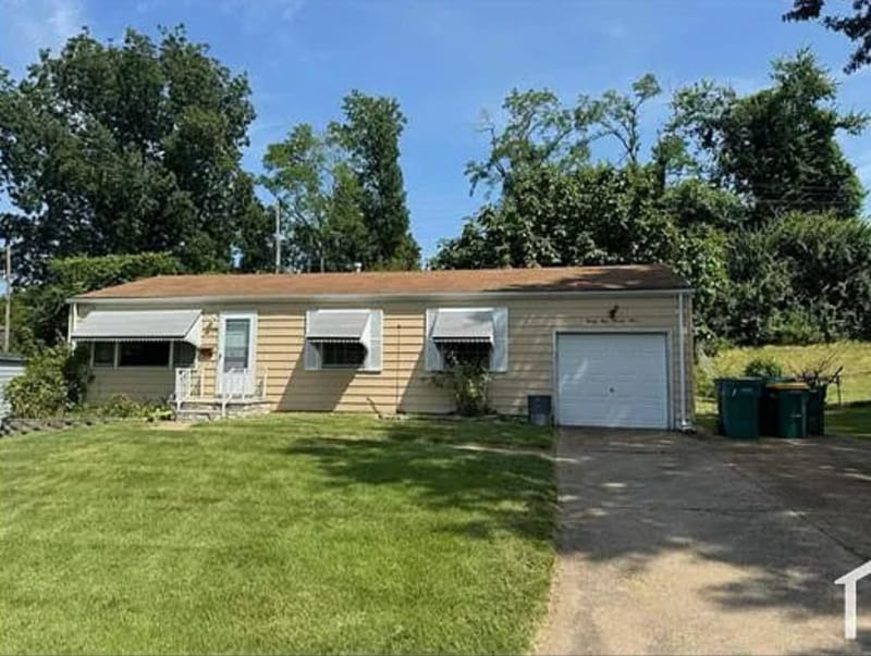 Photo - 9924 Gloucester Dr