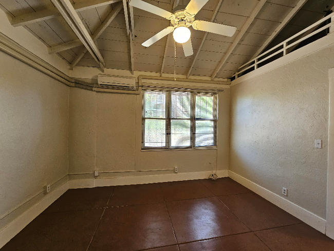 Photo - 37 E University Blvd