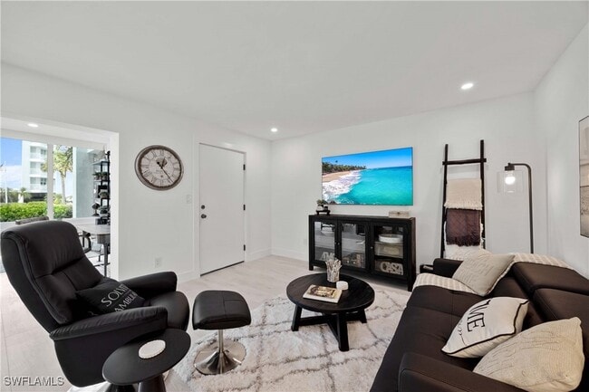 Photo - 2100 Gulf Shore Blvd N Unit 101