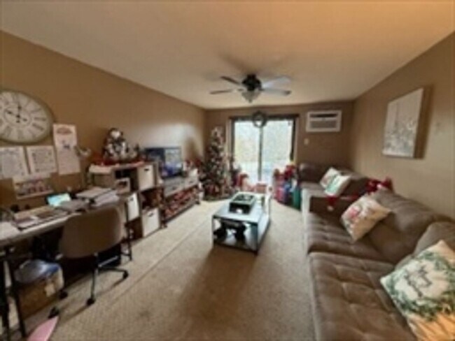 Building Photo - Modern Comfort Meets Convenience in This Stylish Franklin Condo