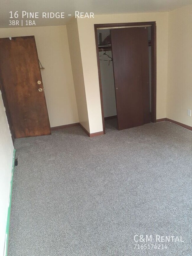 Photo - 16 Pine Ridge Rd Unidad Rear