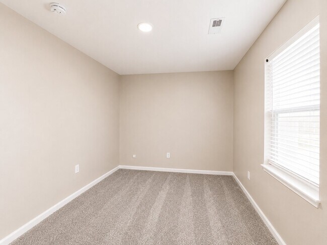 Photo - 306 Spangler Dr Unit 8