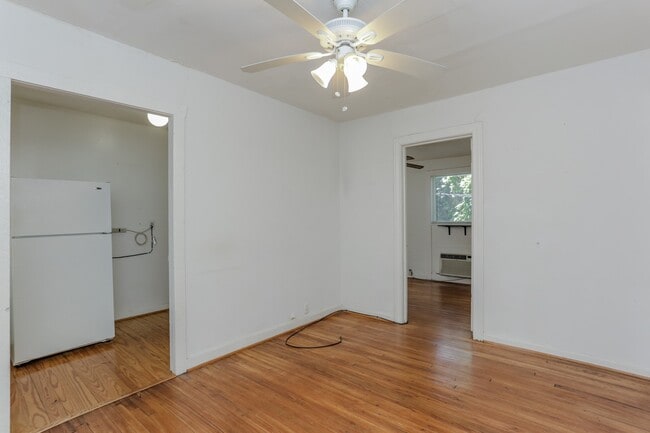 Photo - 1826 W Main St