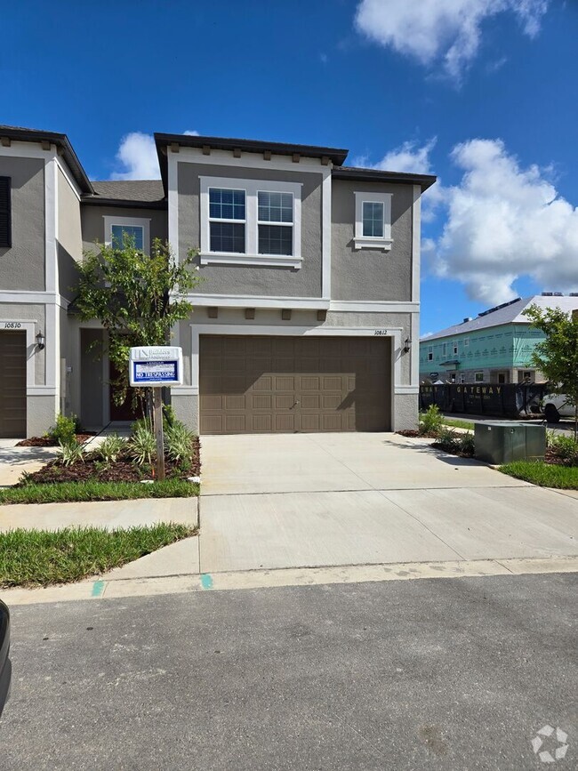 Building Photo - Brand New Corner Lot Townhome in New Commu...