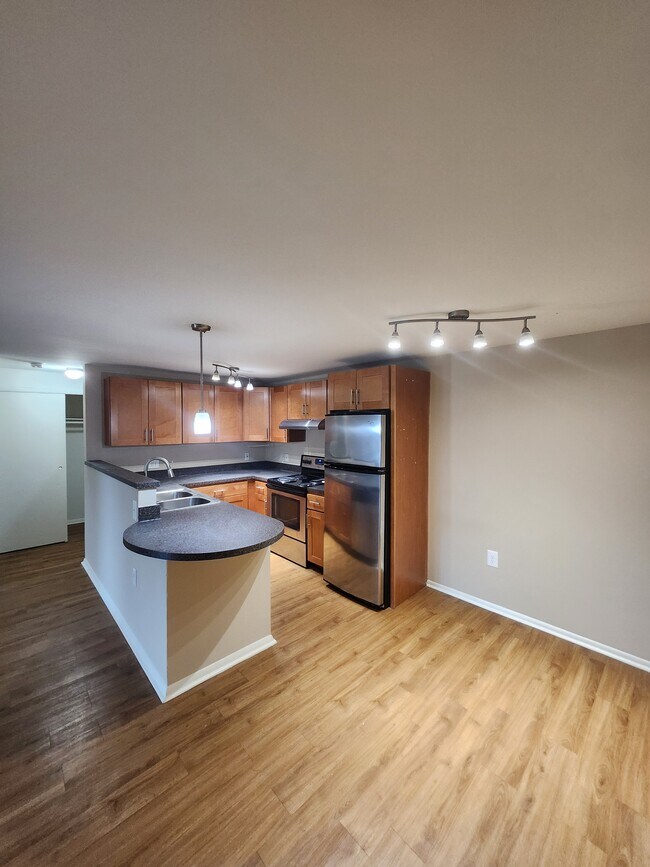 Photo - 3801 Ravens Crest Dr Apartment Unit 3801