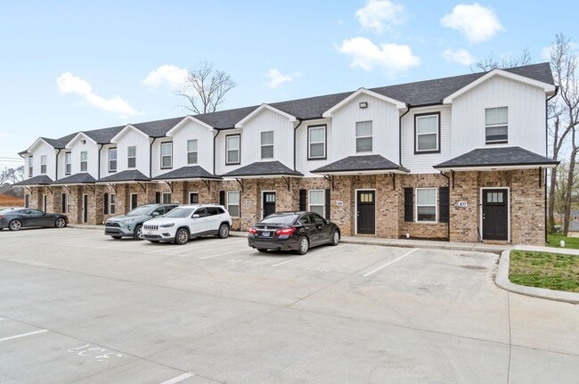 Golf Club Ln - 1625