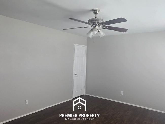 Photo - Move-In Ready 3BR/2BA in Hazelwood | Hardwood Floors, Garage & Fenced Yard