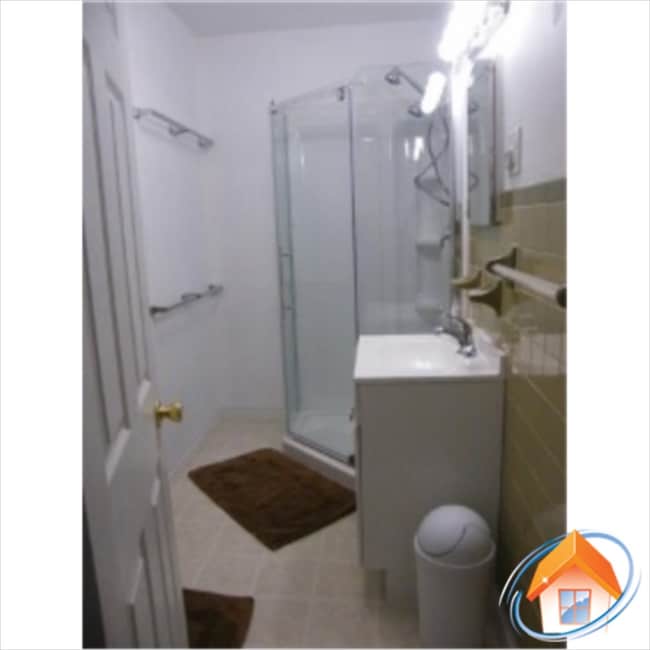 Photo - 247 Haines St