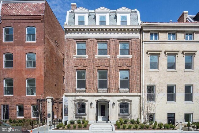 Building Photo - 1745 N St NW Unit 402 Rental