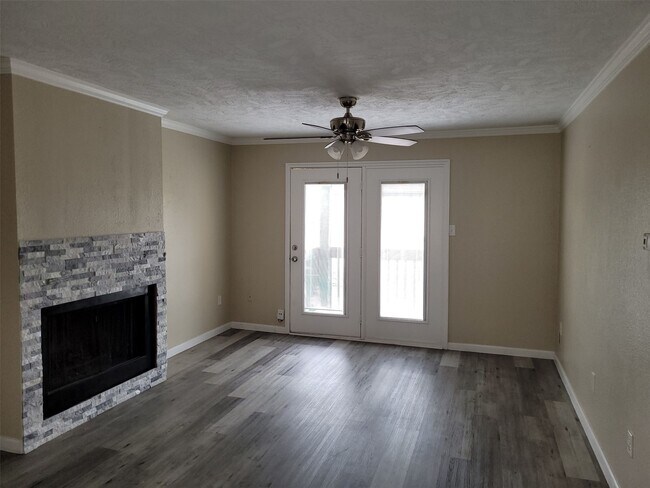 Photo - 1516 Bay Area Blvd Unidad 2