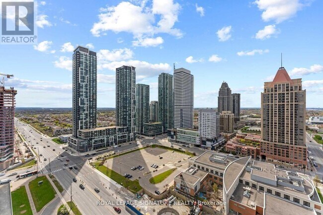 Photo - 330 Burnhamthorpe Rd W Unité 1602