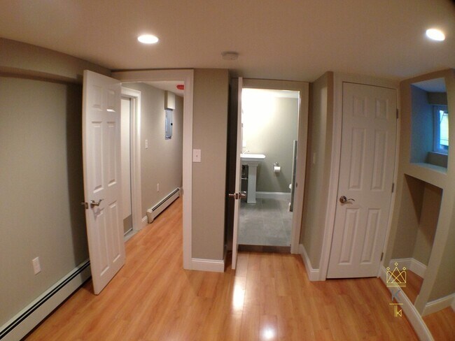 Photo - 672 Washington St Unit A