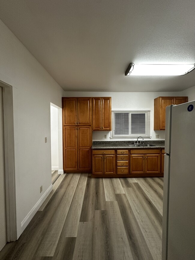 Photo - 2806 Adeline St