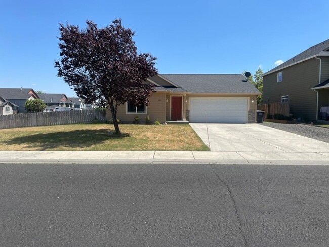 Building Photo - Pet Friendly House For Rent!!