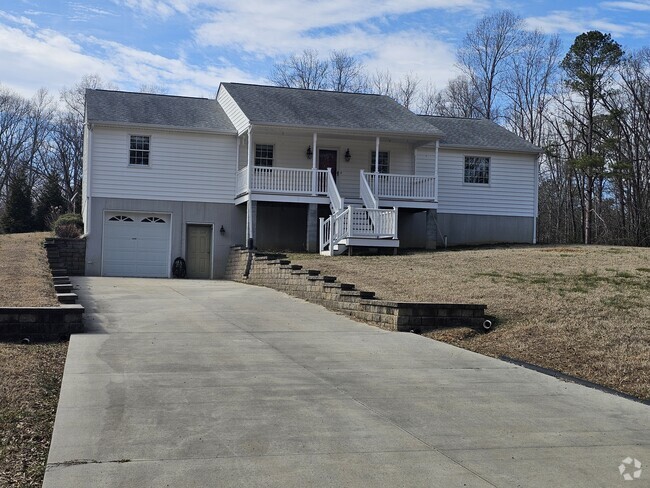 Building Photo - 16184 Plantation Ln Rental