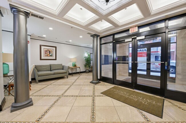 Photo - Experience refined urban living in this rarely available one bedroom residence in the coveted Sta...