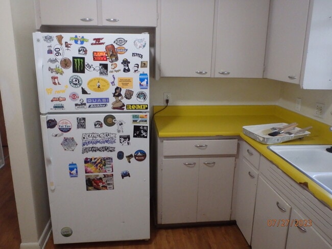 Photo - 605 W Lake St