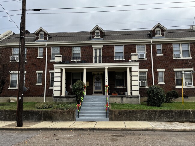 Building Photo - 164 N McLean Blvd Rental