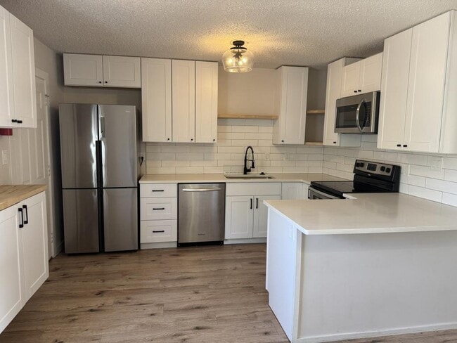 Photo - 3068 S Delaware St