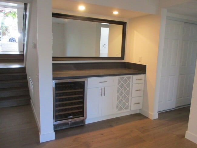 Photo - Mount La Jolla Community