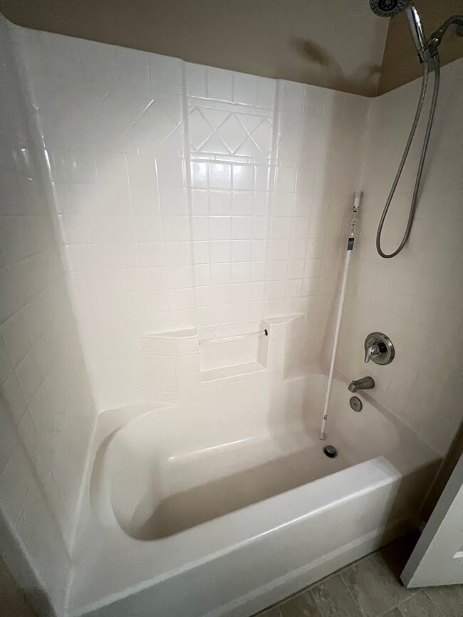 Photo - 1002 S 89th Ave