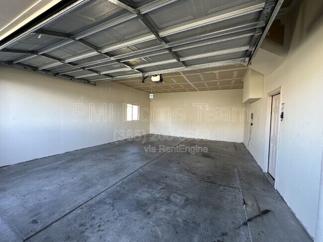 Photo - 3133 W 525 N