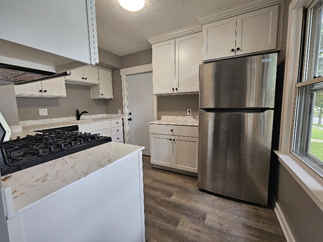 Photo - 1229 Spring St