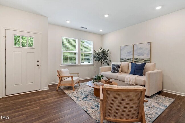 Photo - 441 Hacksaw Trl