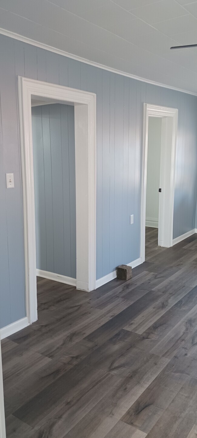 Photo - 86 N Blettner Ave