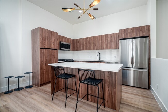 Photo - 112 Tolima Dove St