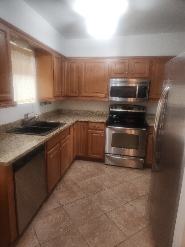 Photo - 10 E Brown Dr