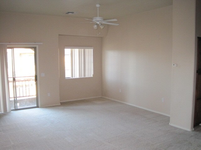 Photo - 2024 S Baldwin