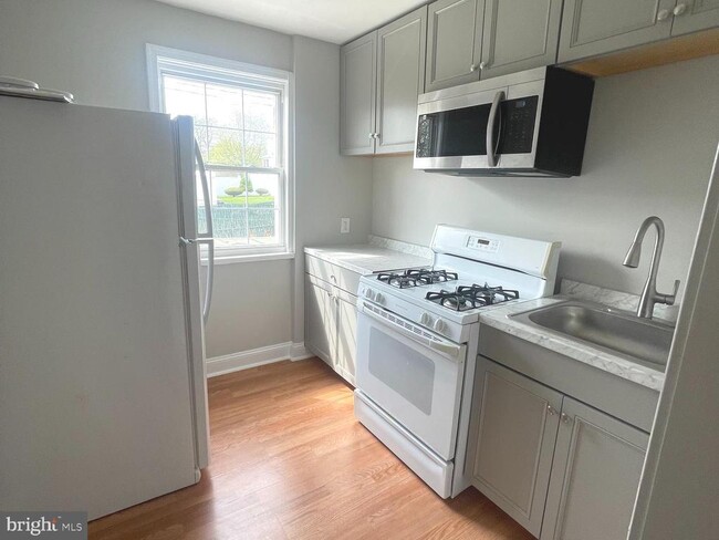 Photo - 8528 Chestnut Oak Rd