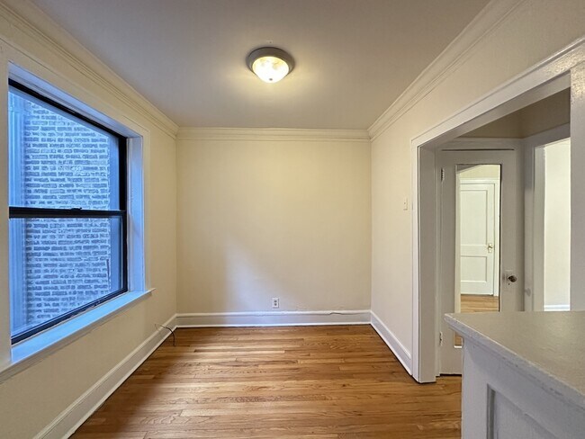 Photo - 2332 N Spaulding Ave Unit B3