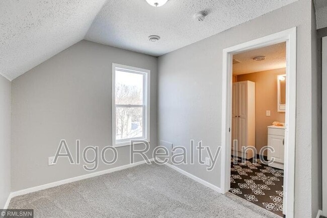 Photo - 2834 15th Ave S