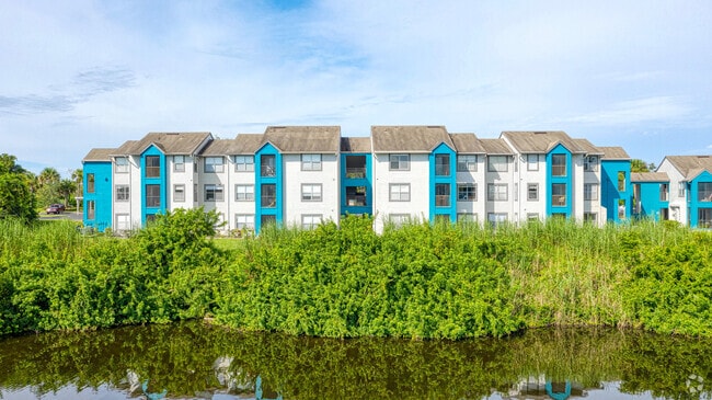 Photo - The Harbours Apartments